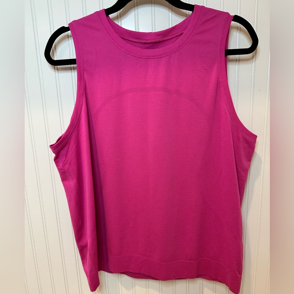 Lululemon Swiftly Breathe Muscle Tank